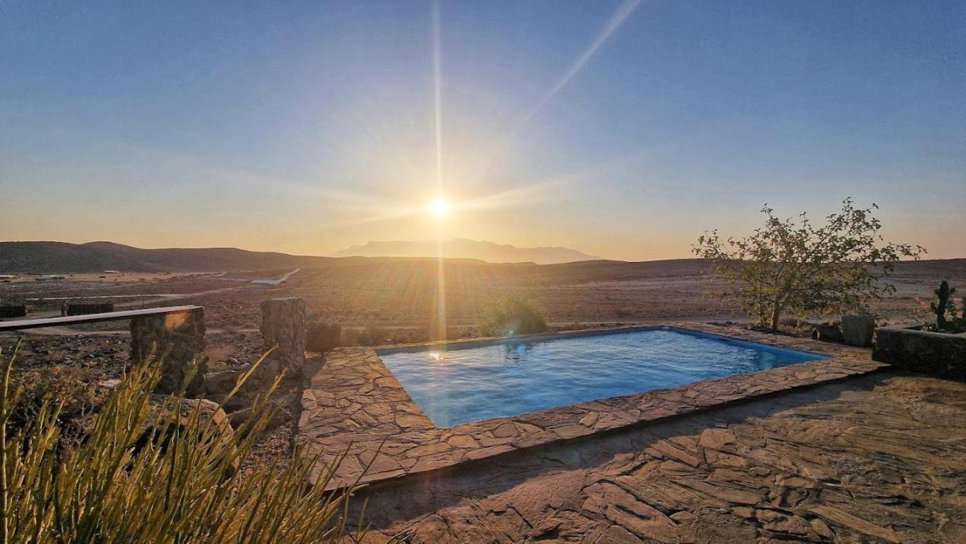 3 Aloes Guesthouse Uis エクステリア 写真